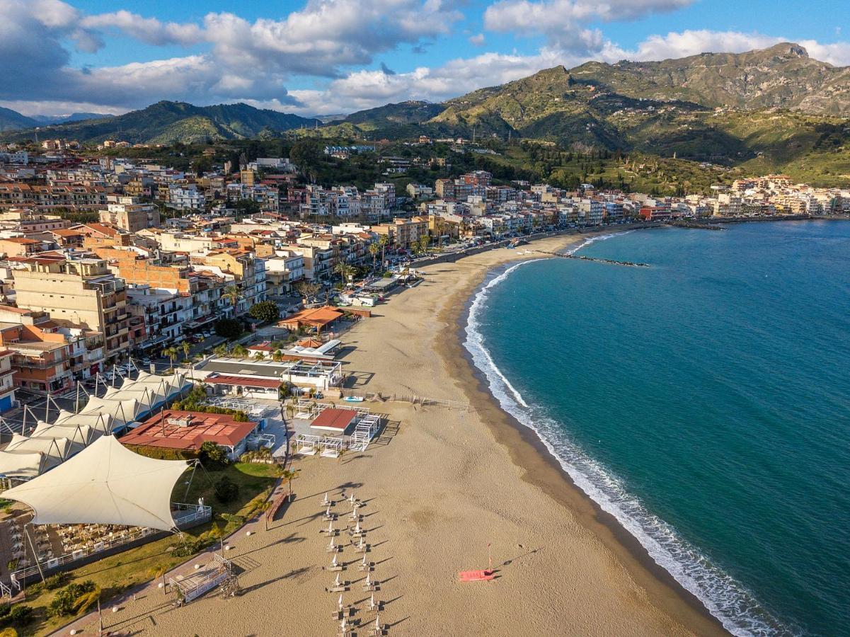 Ludovica Home Giardini Naxos Eksteriør billede