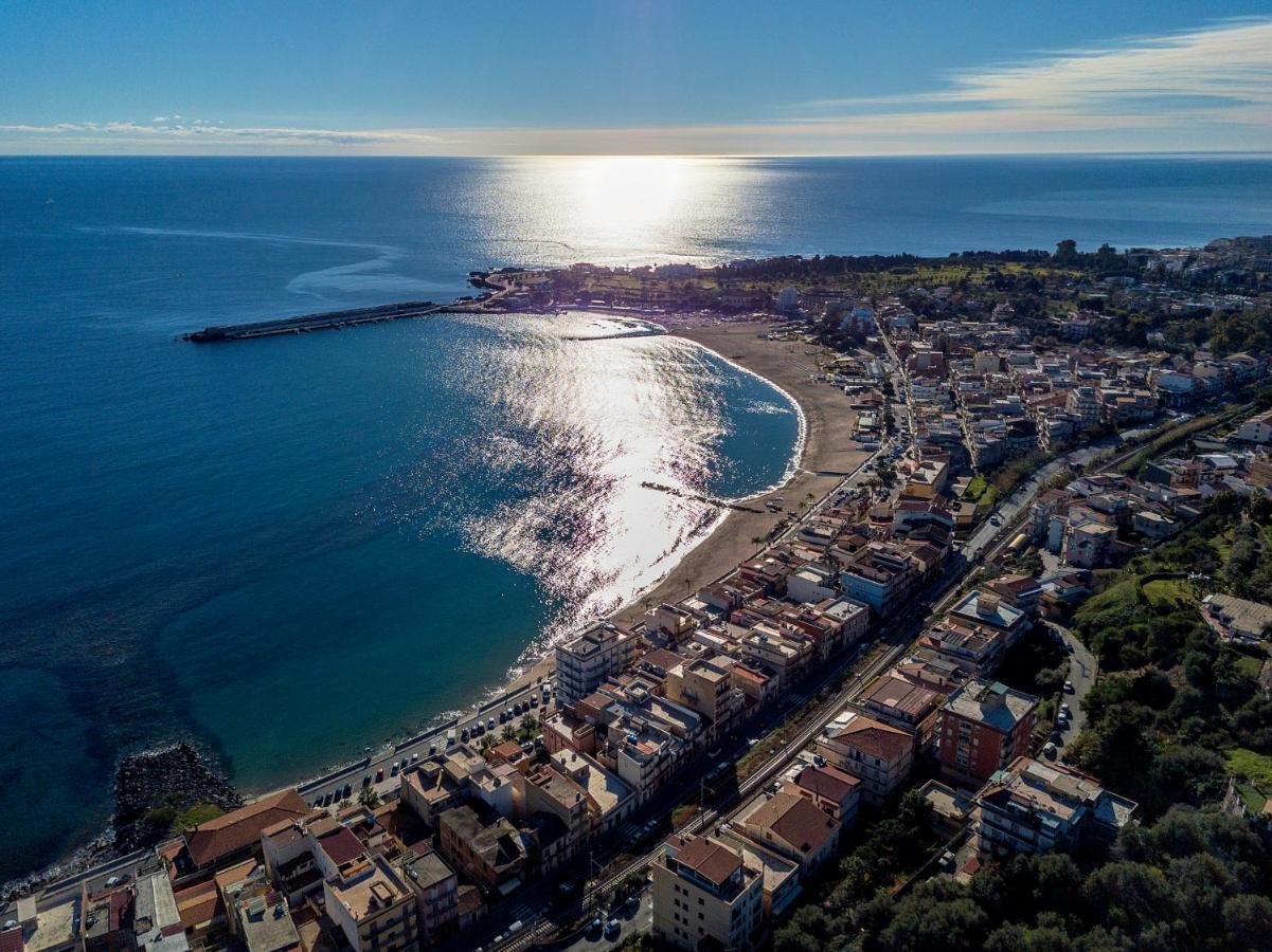 Ludovica Home Giardini Naxos Eksteriør billede